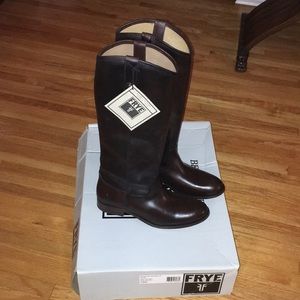 Frye Melissa Button Boots 10